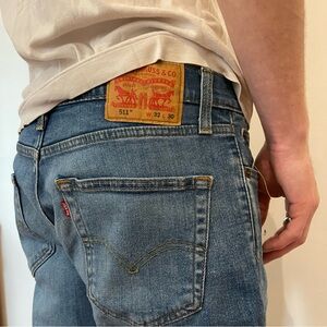 Levi's Slim Men's Jeans in Light Blue Denim